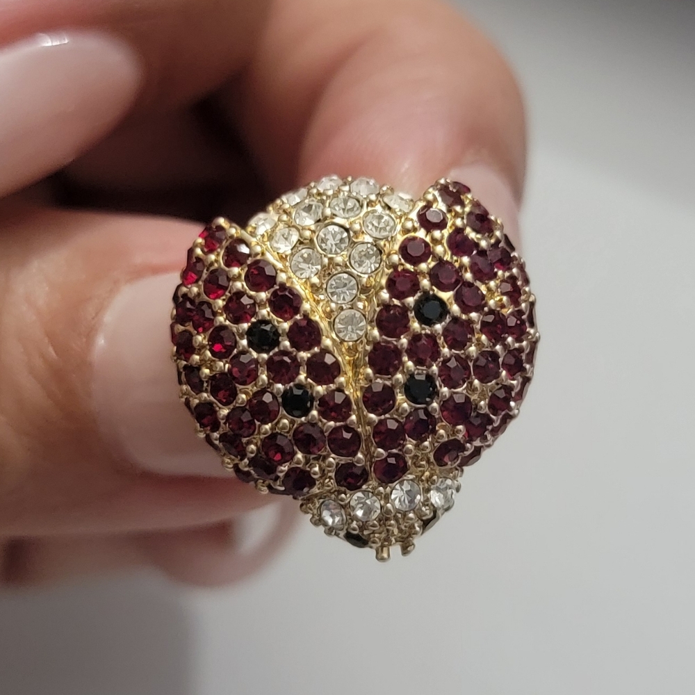 Vintage Signed Monet Elegant Gold and Red Ladybug Brooch - Picture 6 of 11